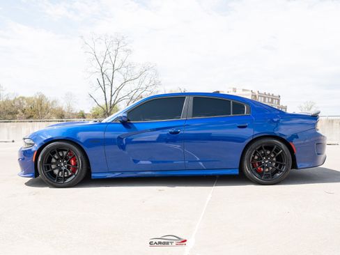 Used 2018 Dodge Charger R/T image 4