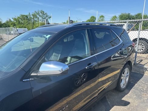 Used 2020 Chevrolet Equinox Premier AWD/4WD image 14