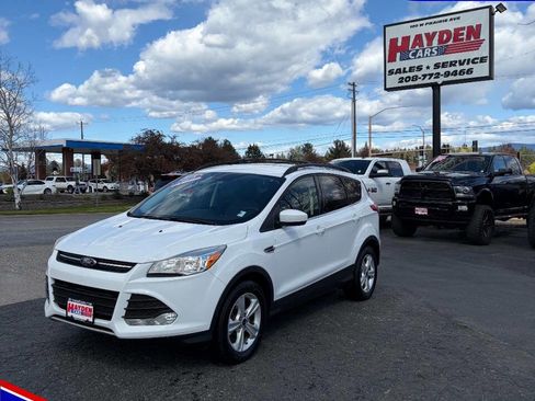 Used 2016 Ford Escape SE w/ Equipment Group 201A AWD/4WD image 1