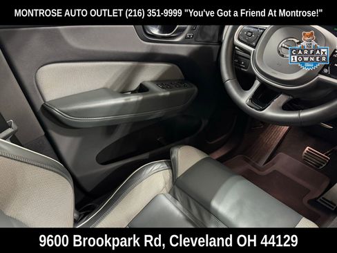 Used 2022 Volvo XC60 T8 R-Design w/ Advanced Package image 40