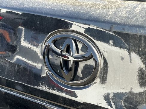 Used 2024 Toyota Corolla Cross LE w/ Black Badges Package (TMS) FWD image 4