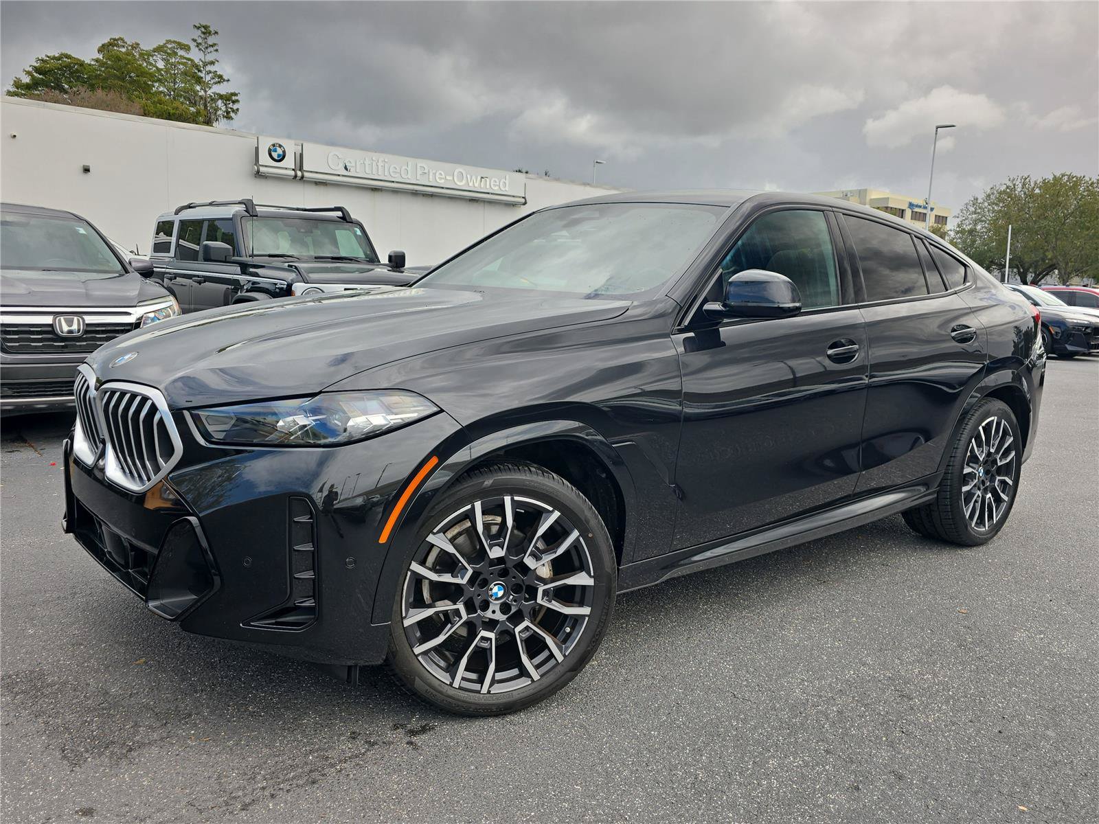 Certified 2024 BMW X6 xDrive40i AWD/4WD image 28