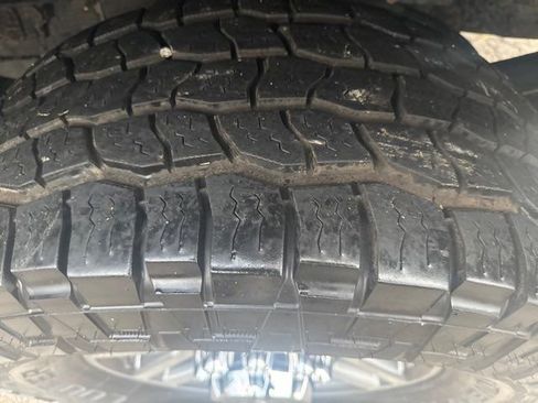 Used 2004 Ford F350 Lariat RWD image 28