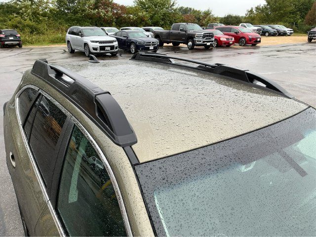 Used 2020 Subaru Outback Limited w/ Popular Package #2 AWD/4WD image 12