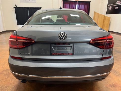 Used 2019 Volkswagen Passat 2.0T Wolfsburg w/ Wheels & Sunroof Package image 8