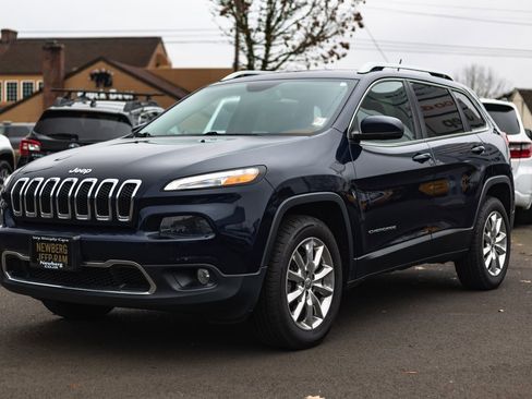 Used 2015 Jeep Cherokee Limited image 4