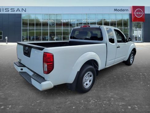 Used 2019 Nissan Frontier S RWD image 5