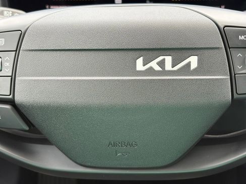 New 2026 Kia K4 LXS image 22