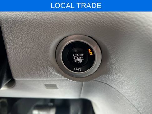 Used 2018 Chrysler Pacifica Touring-L Plus w/ Advanced Safetytec Group FWD image 33
