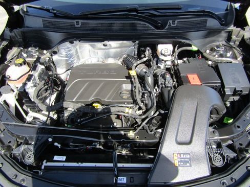 Used 2025 Buick Envista Preferred w/ Convenience I Package FWD image 40