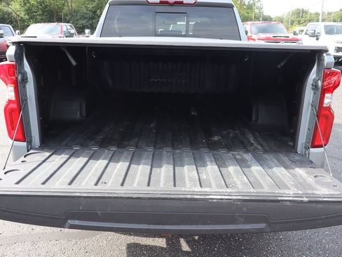 Used 2024 Chevrolet Silverado 1500 High Country w/ High Country Premium Package AWD/4WD image 34