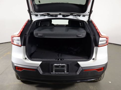 Used 2023 Volvo C40 P8 Recharge Plus AWD/4WD image 16
