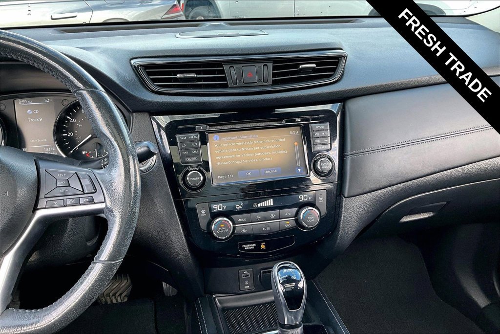 Used 2017 Nissan Rogue SL w/ SL Premium Package FWD image 13