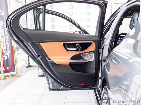 Used 2023 Mercedes-Benz C 43 AMG 4MATIC Sedan image 34