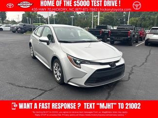 Used 2025 Toyota Corolla LE FWD video 1
