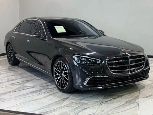 Used 2023 Mercedes-Benz S 580 4MATIC Sedan image 5