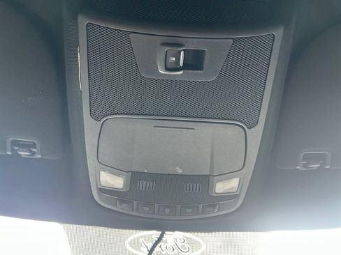 Used 2018 Ford F150 XLT w/ Equipment Group 302A Luxury AWD/4WD image 28