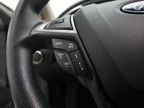 Used 2020 Ford Fusion SE image 17