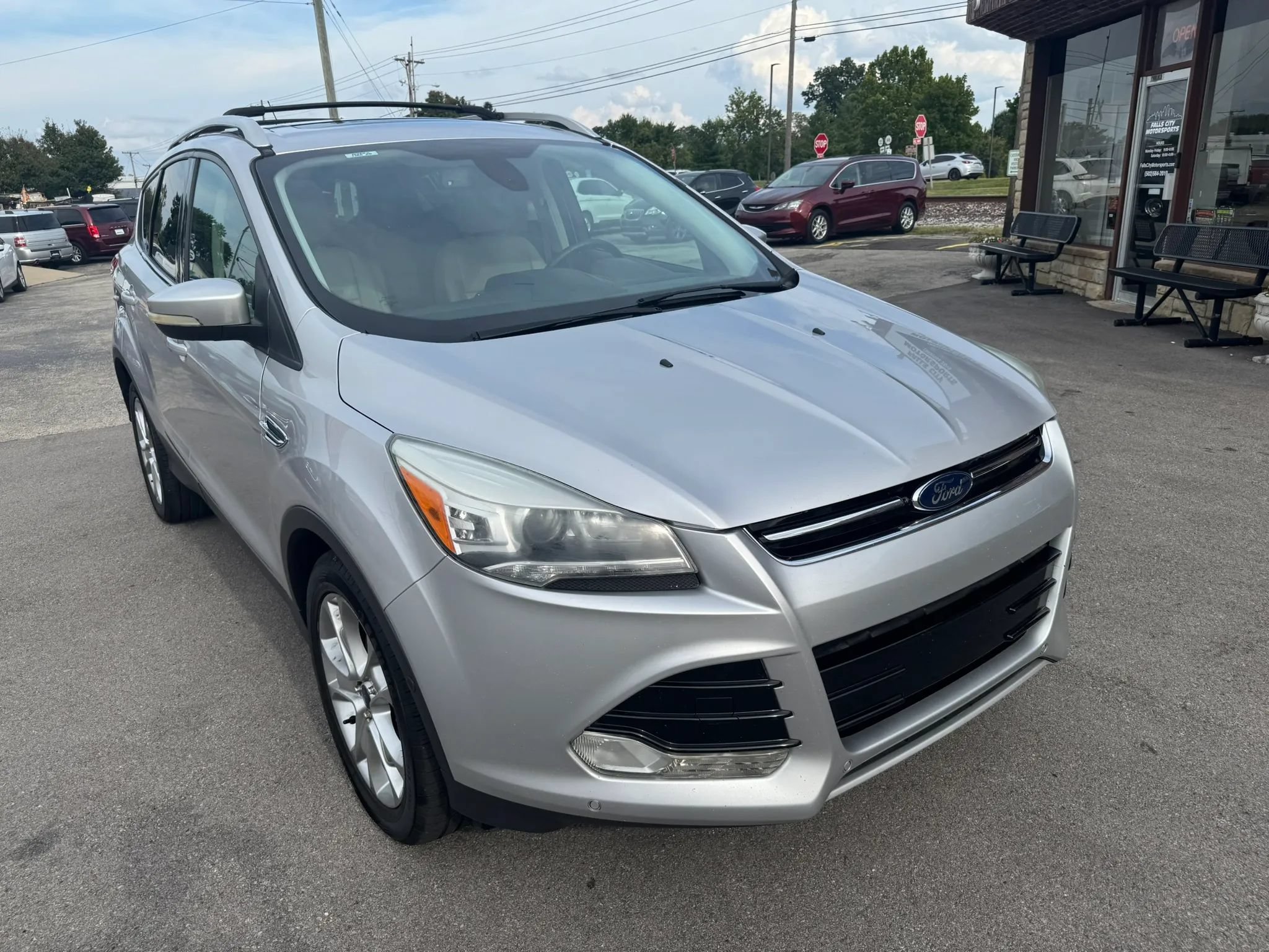 Used 2016 Ford Escape Titanium w/ Equipment Group 301A FWD image 18