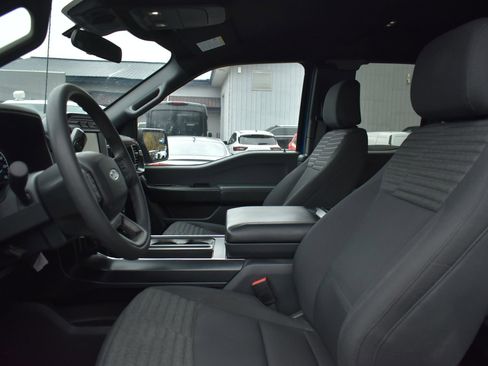 Used 2022 Ford F150 XL w/ STX Appearance Package image 13