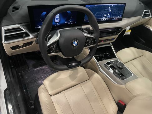 Used 2025 BMW 330i xDrive Sedan w/ Premium Package image 13