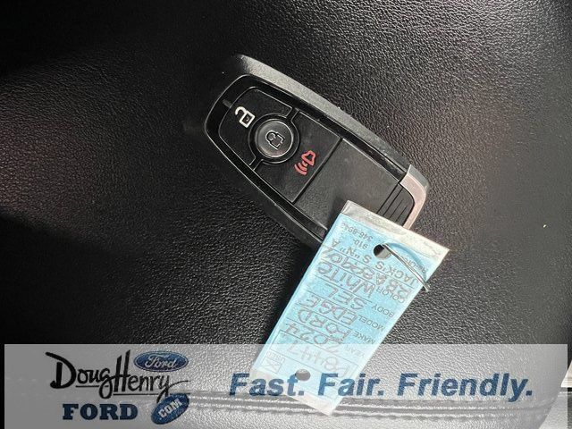 Used 2024 Ford Edge SEL AWD/4WD image 50