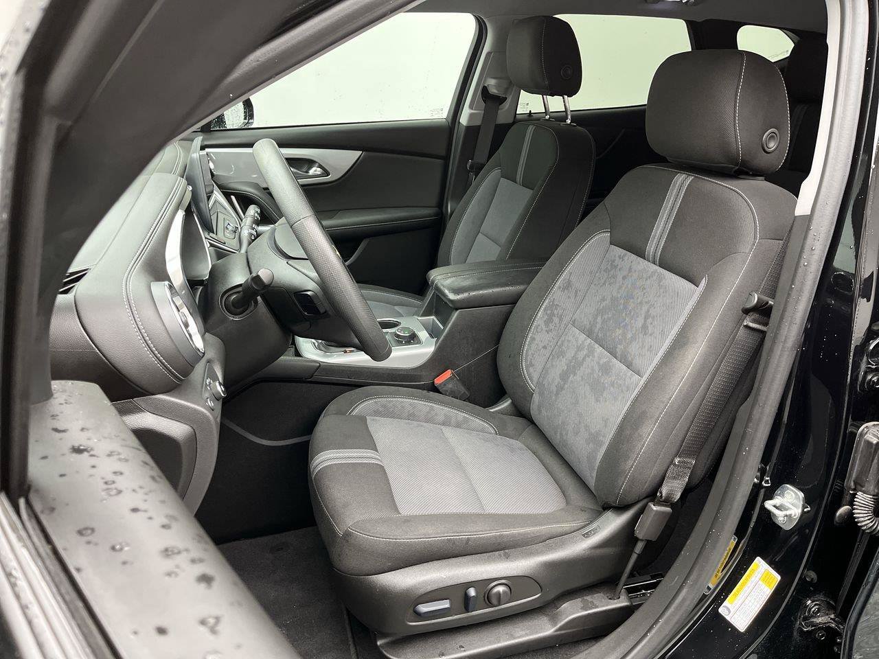 Certified 2023 Chevrolet Blazer LT w/ Driver Confidence Package AWD/4WD image 9
