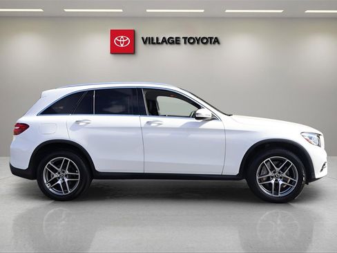 Used 2019 Mercedes-Benz GLC 300 image 6