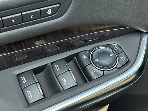 Used 2024 Cadillac XT4 Premium Luxury w/ Active Safety Package image 11