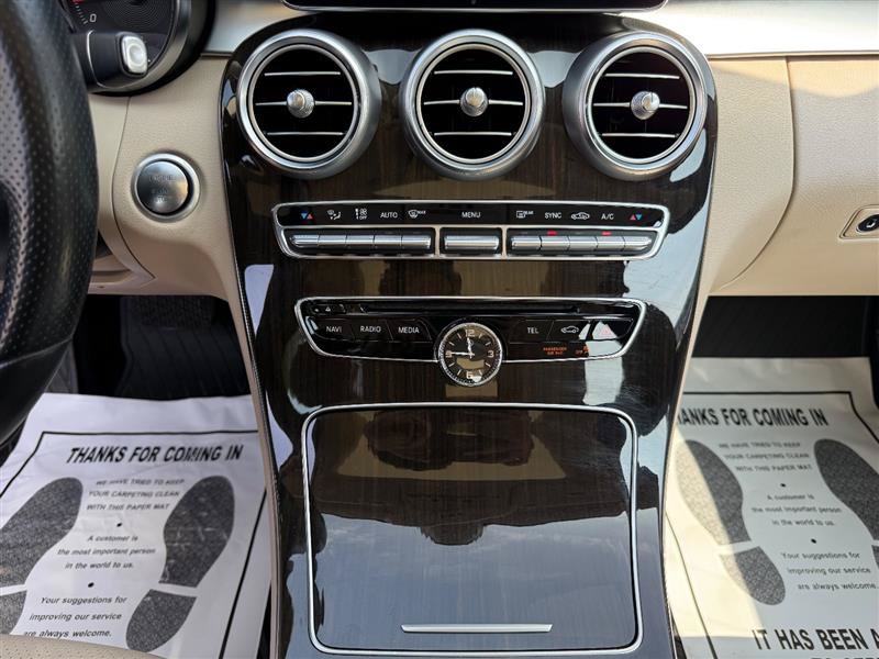 Used 2018 Mercedes-Benz C 300 4MATIC Sedan image 39