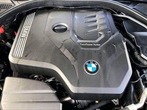 Used 2019 BMW 330i Sedan w/ Driving Assistance Package image 31