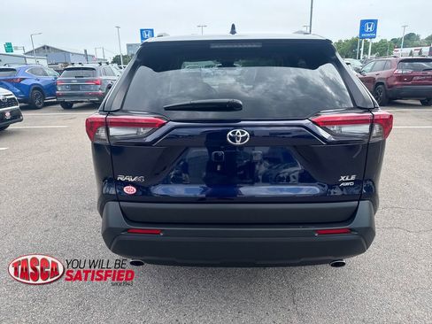 Used 2025 Toyota RAV4 XLE AWD/4WD image 6