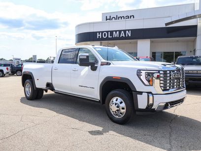 New 2026 GMC Sierra 3500 Denali w/ Denali Reserve Package