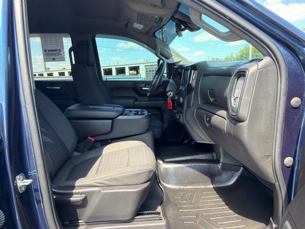 Used 2023 Chevrolet Silverado 2500 Custom w/ Custom Value Package AWD/4WD image 23