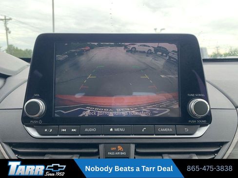 Used 2024 Nissan Altima 2.5 SV FWD image 22