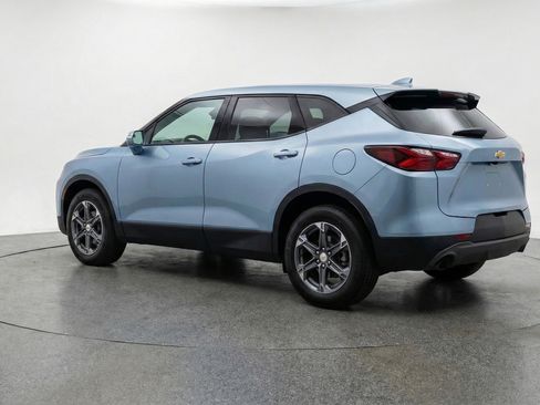 Used 2025 Chevrolet Blazer LT image 6