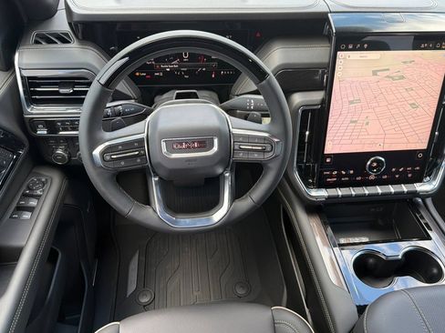 New 2026 GMC Yukon XL Elevation w/ Elevation Premium Package AWD/4WD image 11