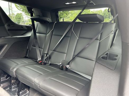 Used 2023 Cadillac Escalade Sport AWD/4WD image 11