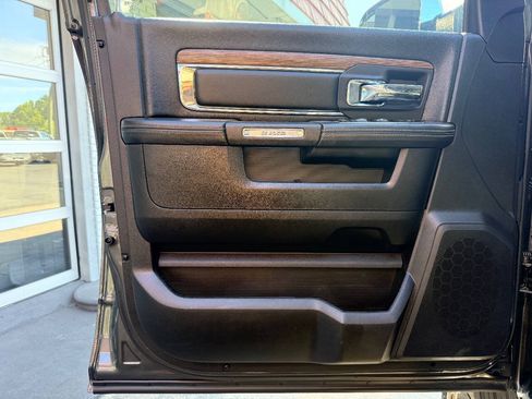 Used 2016 RAM 2500 Laramie w/ Convenience Group AWD/4WD image 22