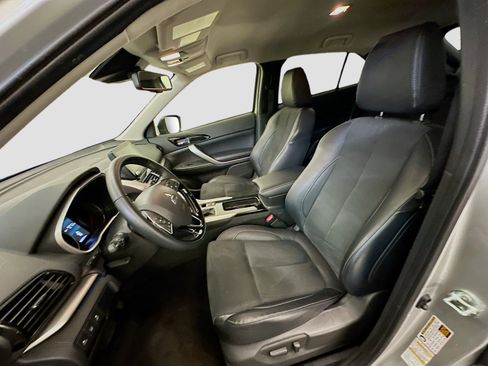 Used 2025 Mitsubishi Eclipse Cross SE image 13