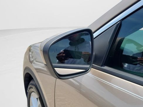 Used 2020 Ford Escape SE FWD image 26