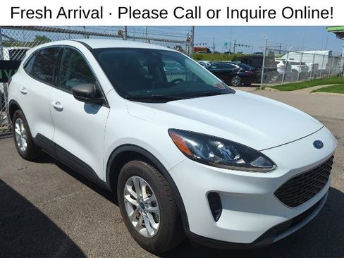 Used 2022 Ford Escape SE AWD/4WD image 1