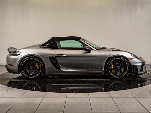 Certified 2025 Porsche 718 Boxster Spyder RS image 9