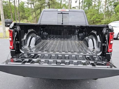 New 2026 RAM 1500 Express AWD/4WD image 13