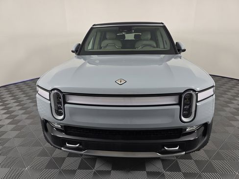 Used 2023 Rivian R1S Adventure image 8