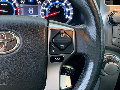 Used 2018 Toyota 4Runner SR5 Premium RWD image 22