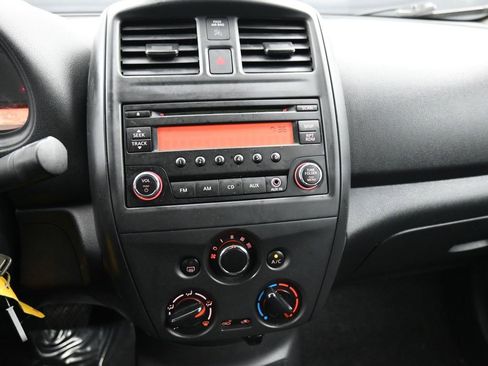 Used 2015 Nissan Versa S Plus image 17