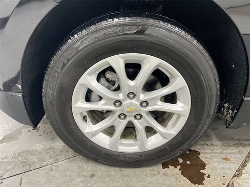 Used 2020 Chevrolet Equinox LT w/ LPO, Floor Liner Package image 25