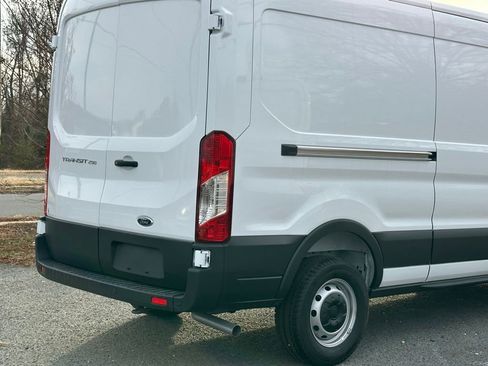 New 2025 Ford Transit 250 148 Medium Roof w/ Load Area Protection Package image 32