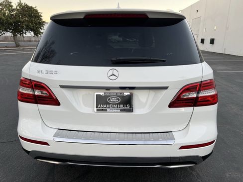 Used 2015 Mercedes-Benz ML 350 2WD w/ Premium 1 Package image 9